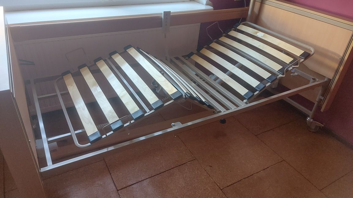 Łóżko rehabilitacyjne regulowane