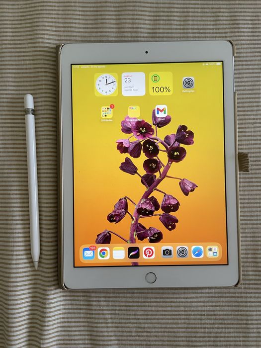 iPad 6a geração 128 GB Wi-Fi + Apple Pencil 1a geração