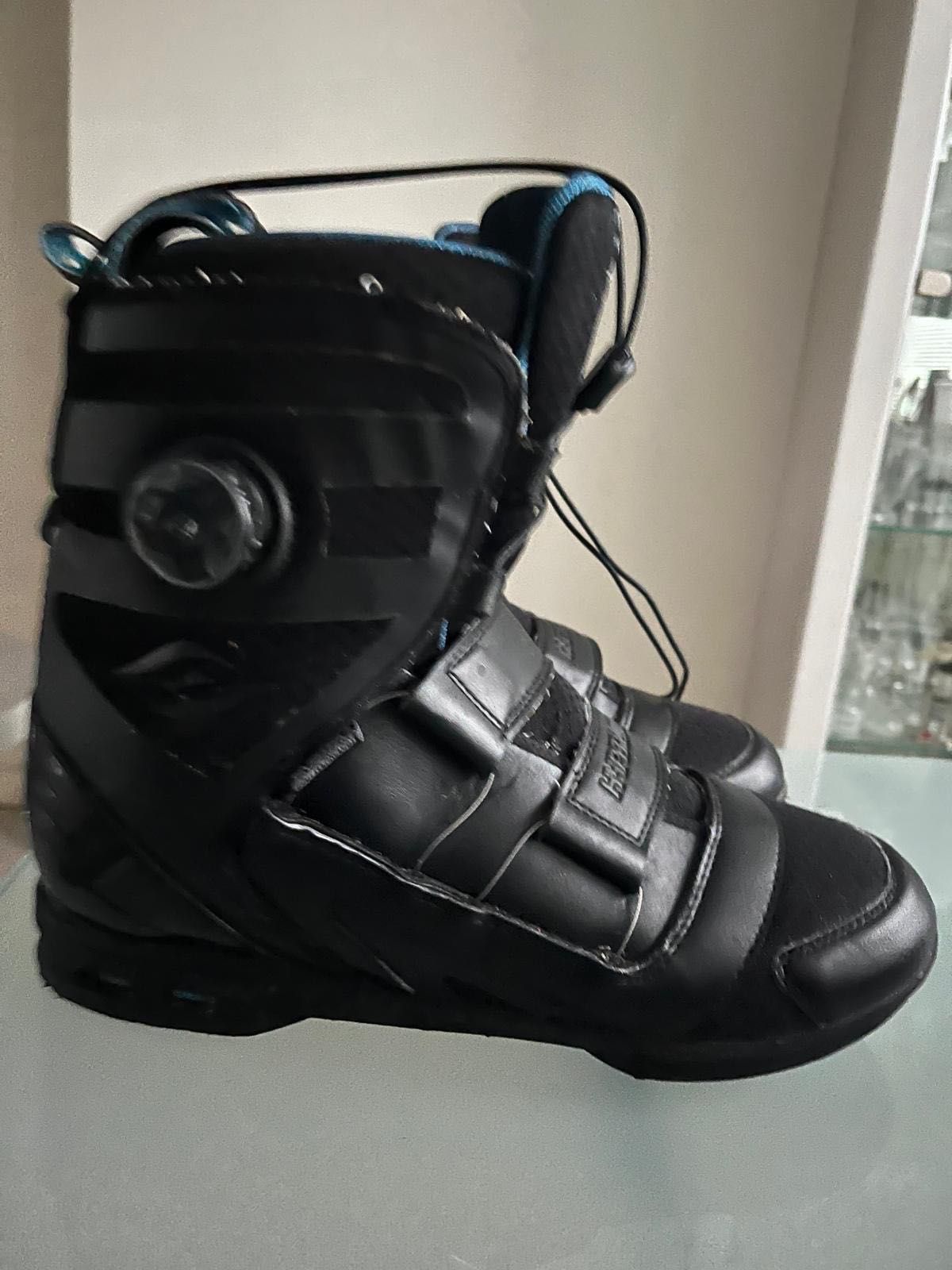 Buty do wakeboard , snowboard, flyboard Nr  EU 45-47 marki Hyperlite