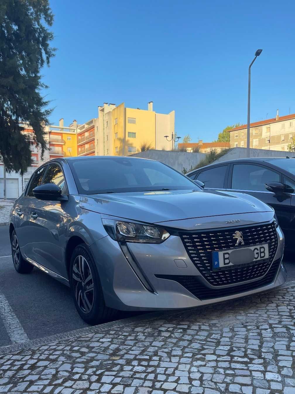 Peugeot 208 Allure, automático, camera, como novo
