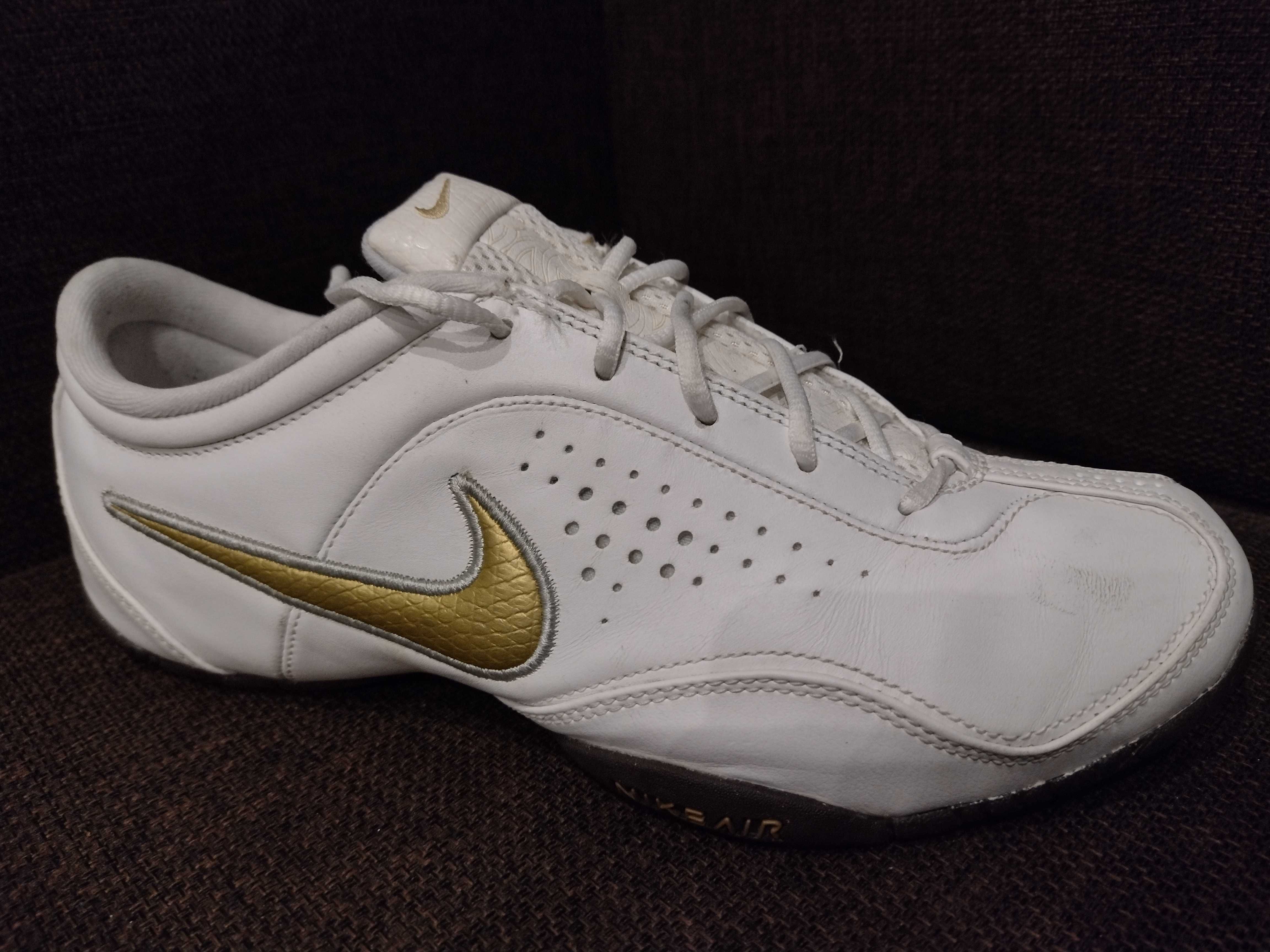 Buty Nike Air Series 6E rozm.40(25)