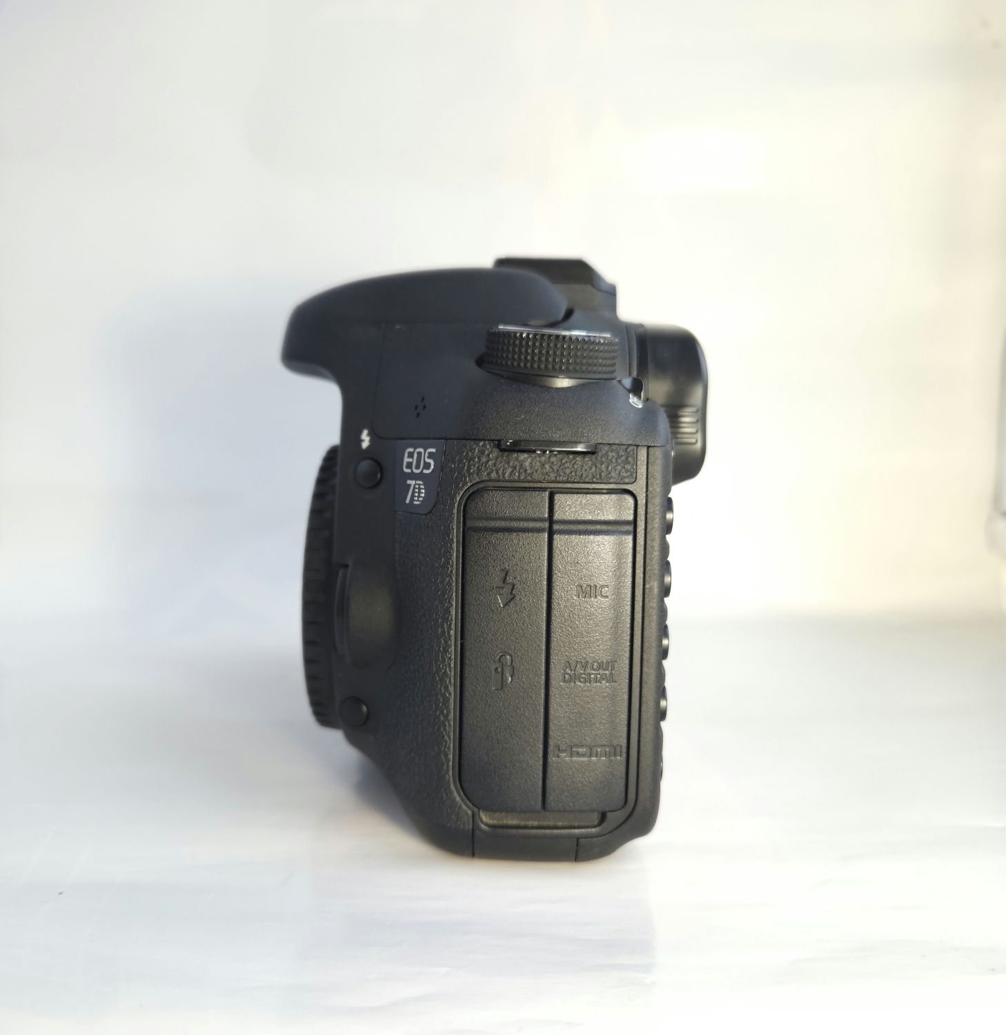 Canon 7D body кроп