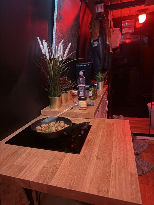 Serwis i budowa kamperow i przyczep GDYNIA zabudowy na zamowienie