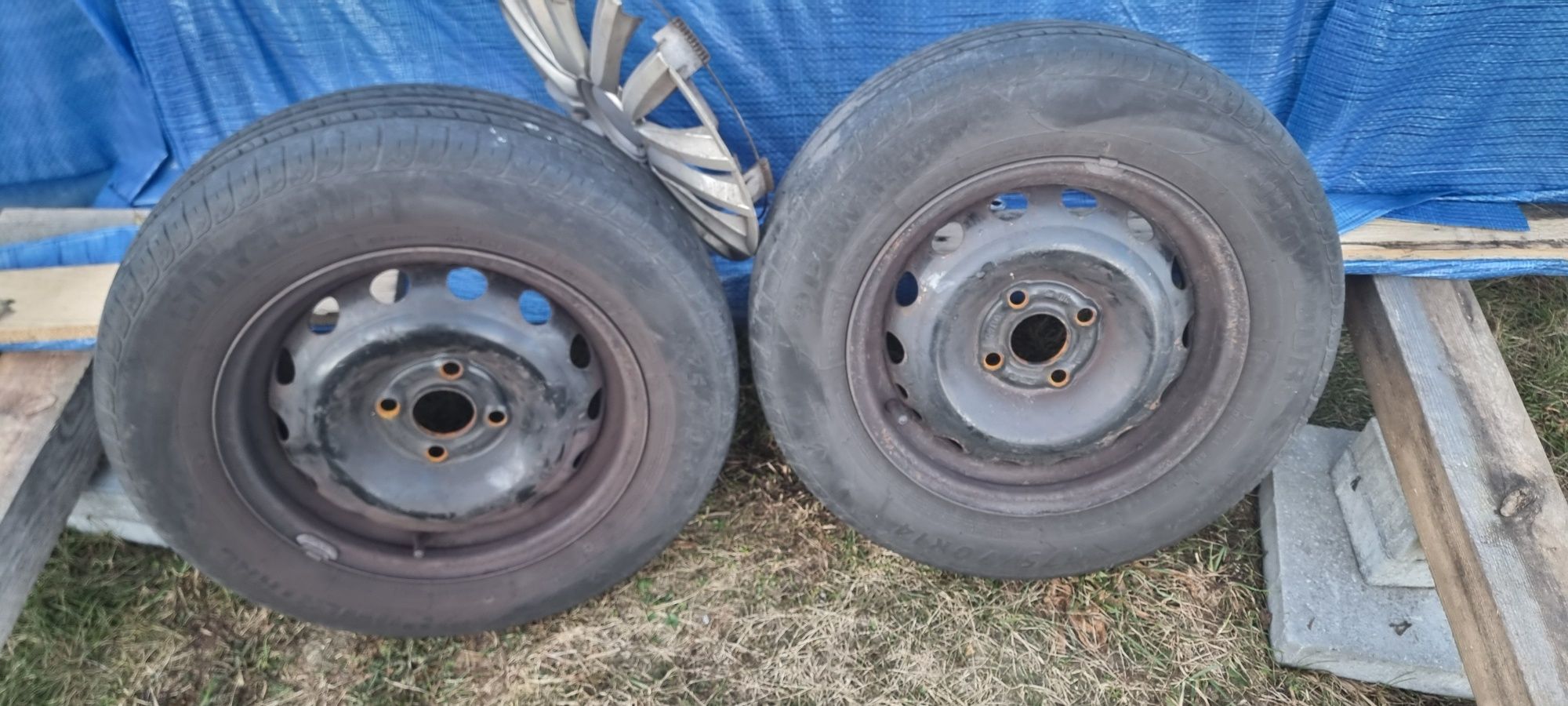 Felgi 14" 4x100 z oponami