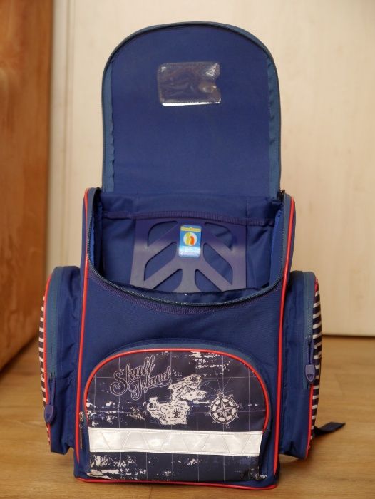 Школьный рюкзак ZiBi с ортопедической спинкой