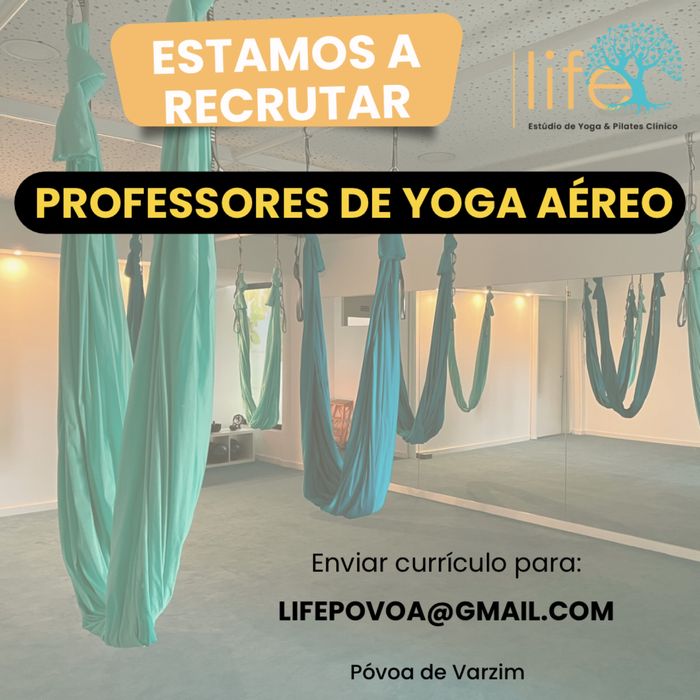 Professor Yoga aereo