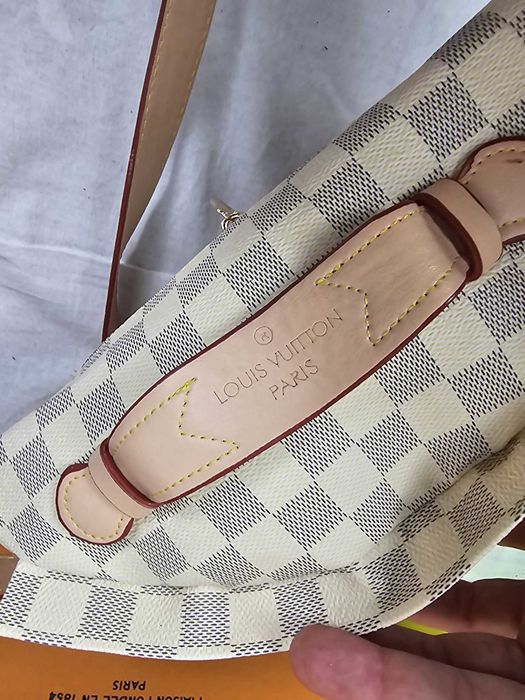 Listonoszka nerka Louis Vuitton kremowa kratka nowość premium