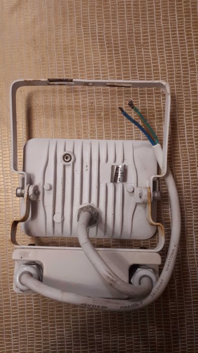 Projetores LED com sensor de movimento