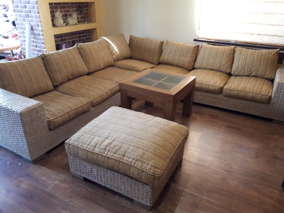 Угловой диван из натурального ротанга