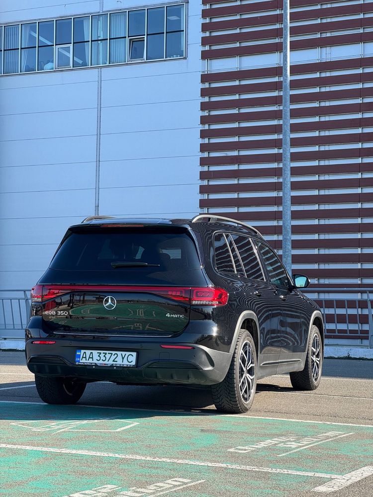 Mercedes-Benz EQB 2022 350 4Matic AMG Look