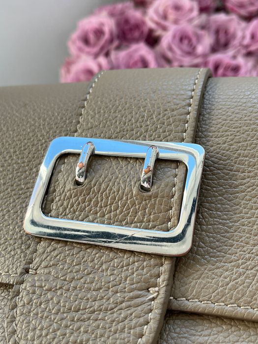 Сумка крос-боді бежева