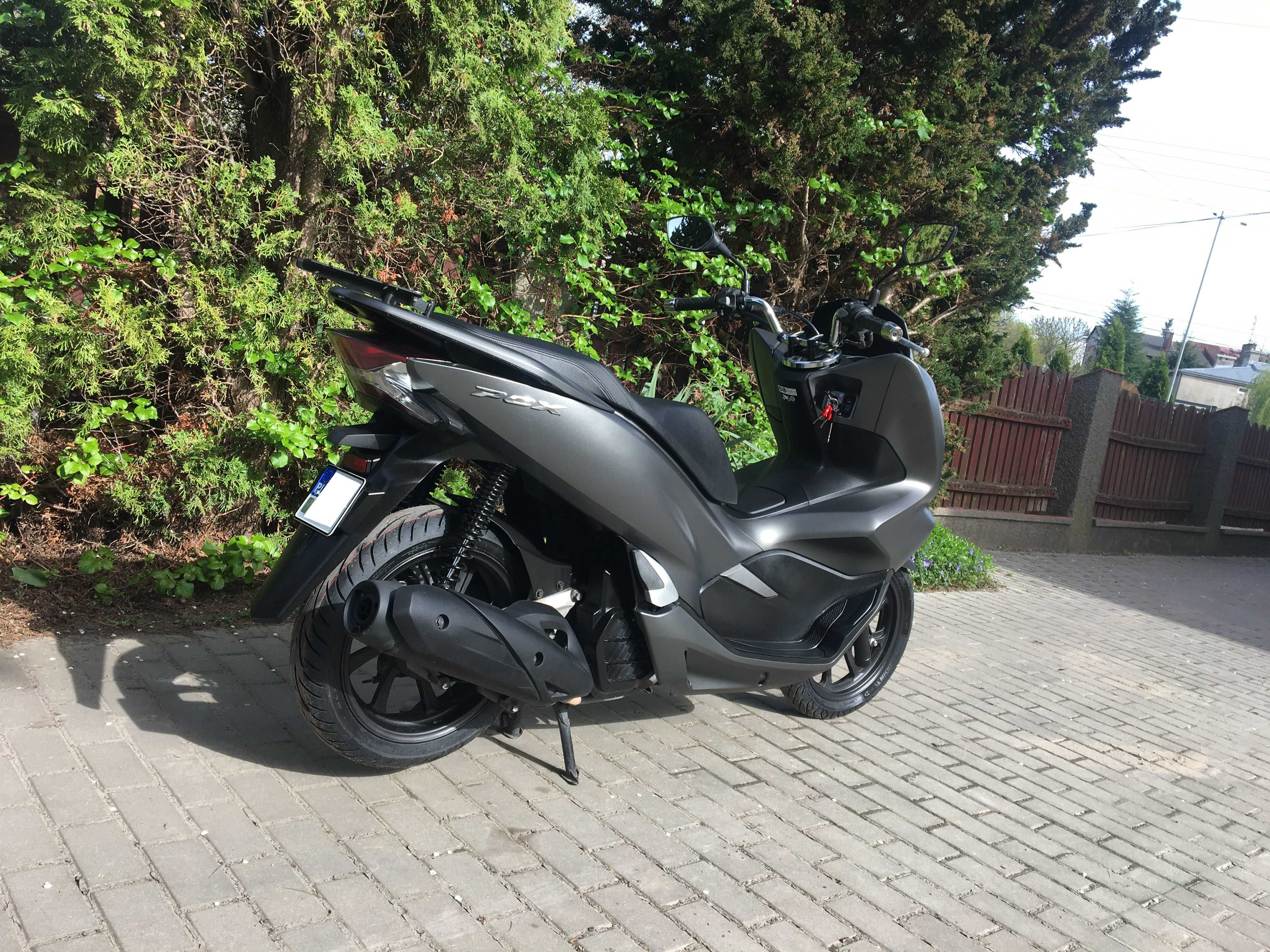 Honda PCX 125/50 Niski przebieg 8tys km Motorower 2019r Rejestracja