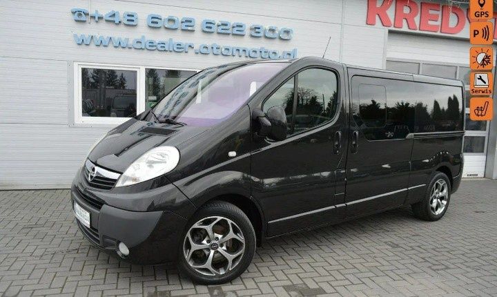 Opel Vivaro Black