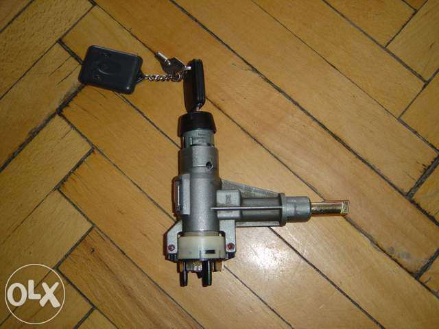 Контактная группа Замок зажигания Audi 80/90 B3 B4 Bosch