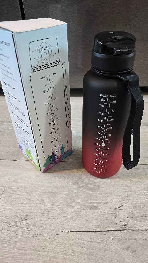 Grsta Butelka Bidon na wodę napoje 1500 ml bez BPA  oznaczeniem picia