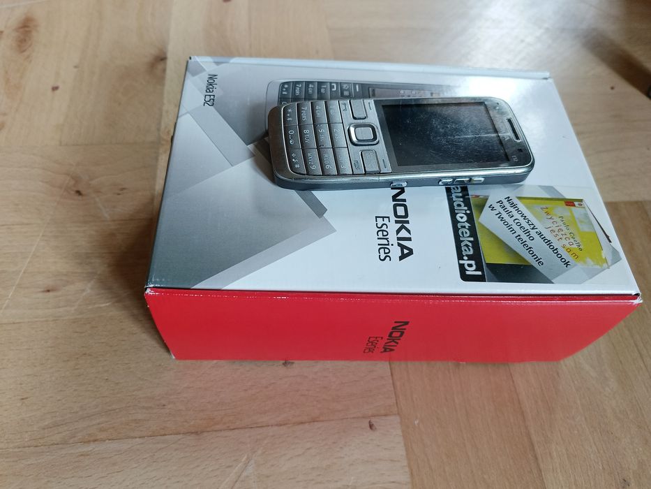 Nokia E52 stan bdb
