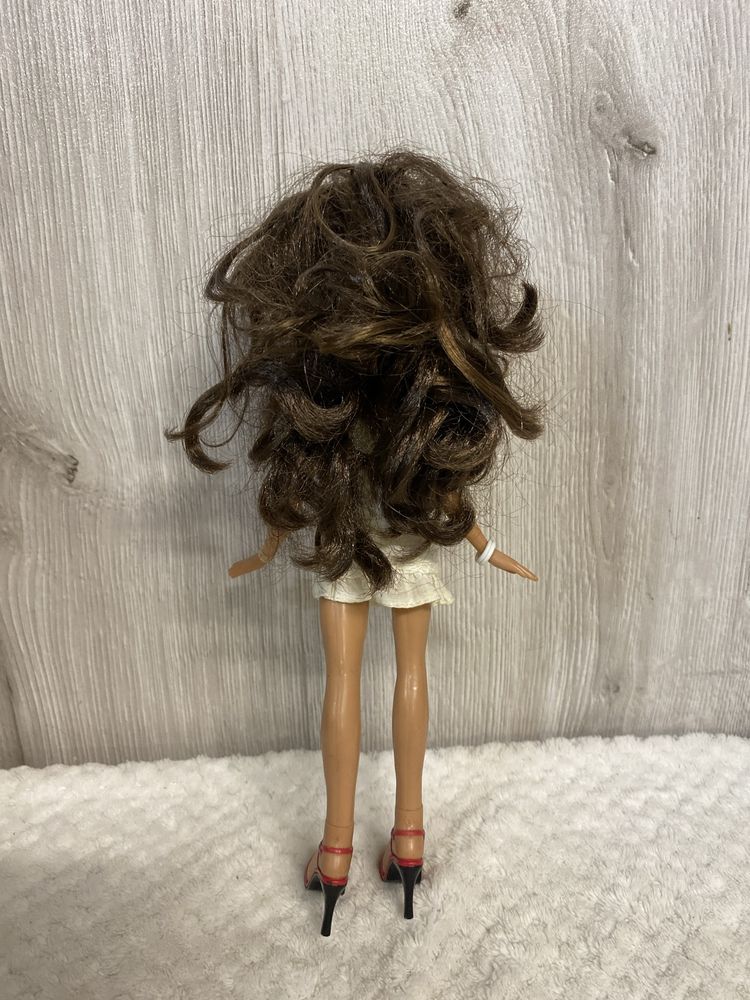 Lalka Bratz Yasmin