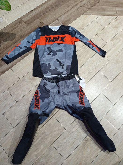 Młodzieżowy strój na crossa