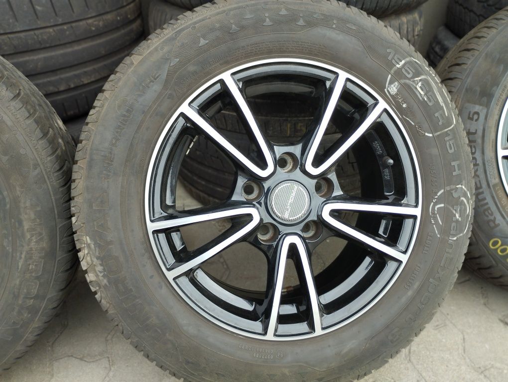 Диски з шинами 5x114 R15 6,5j ET43 DIA74