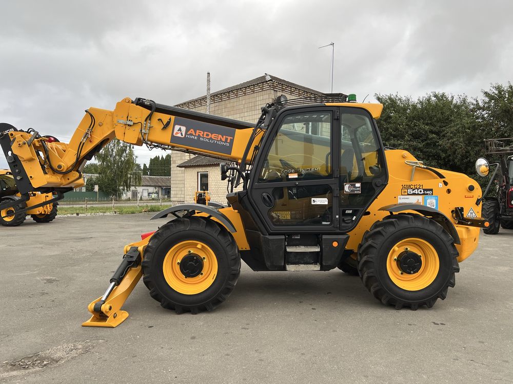 JCB 540-140 Hi Viz