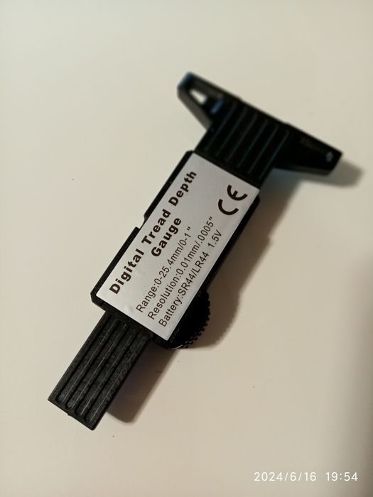 Измеритель глубины протектора шин.  Датчик износа  шин АВТО-МОТО