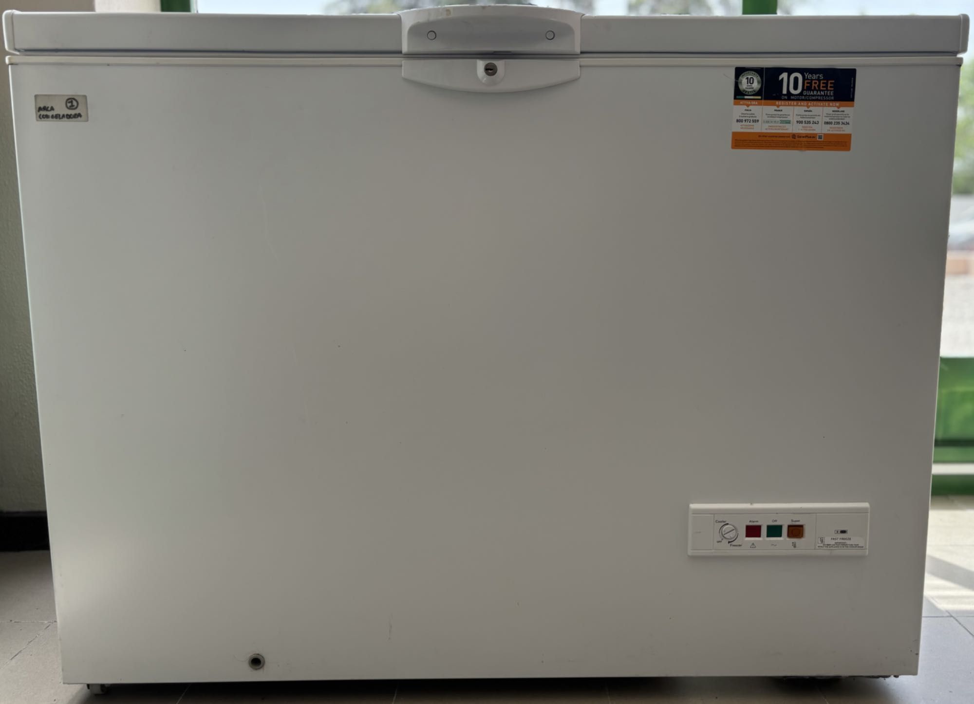 Arca Frigorífica INDESIT