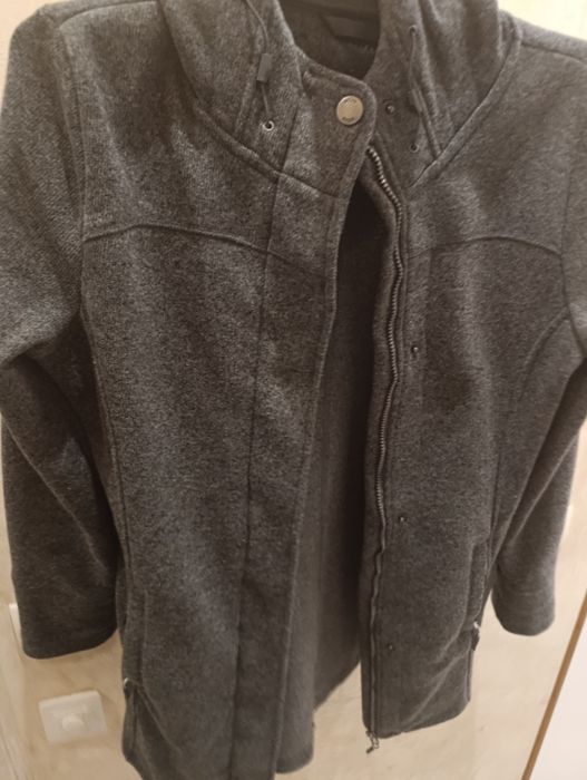 Продам вещи( пальто,брюки,платье,кофта