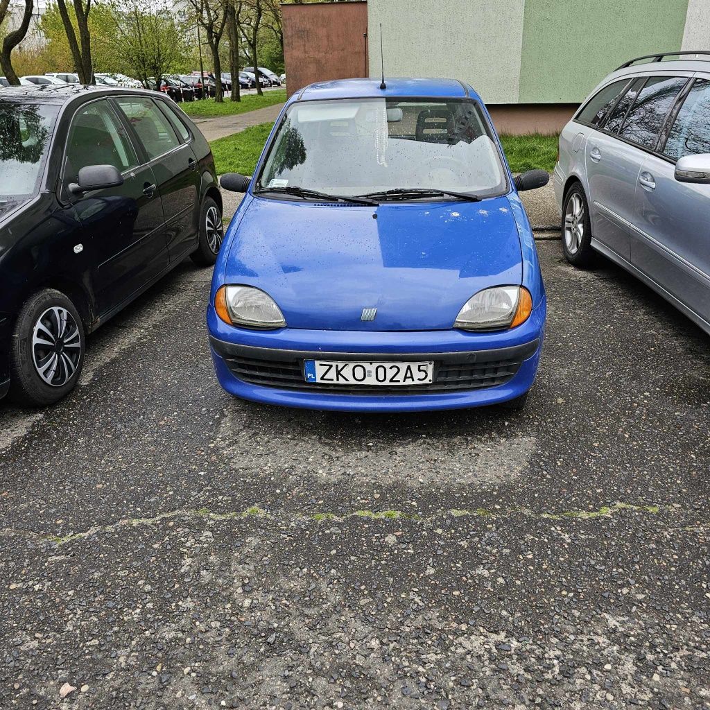 Fiat seicento 900 rok prod. 2000  

           
Auto techniczn