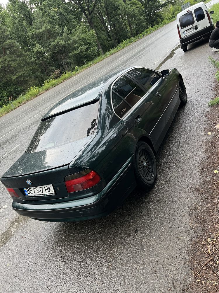 Продам бмв е 39.