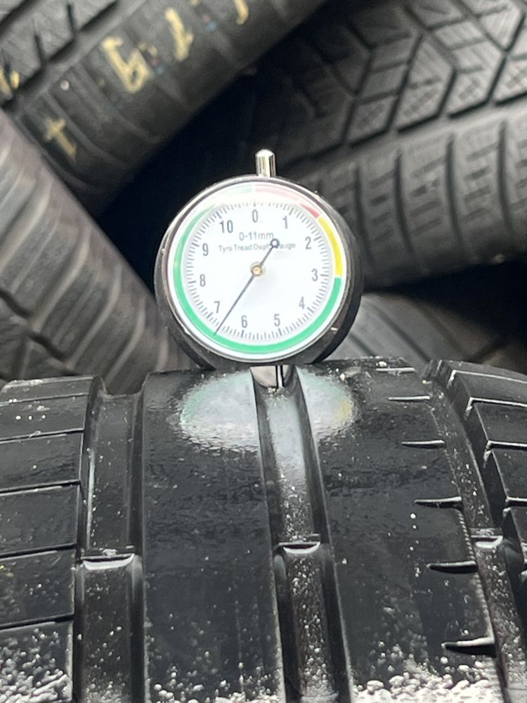 *Opona Dunlop 225/55/17 pojedynka