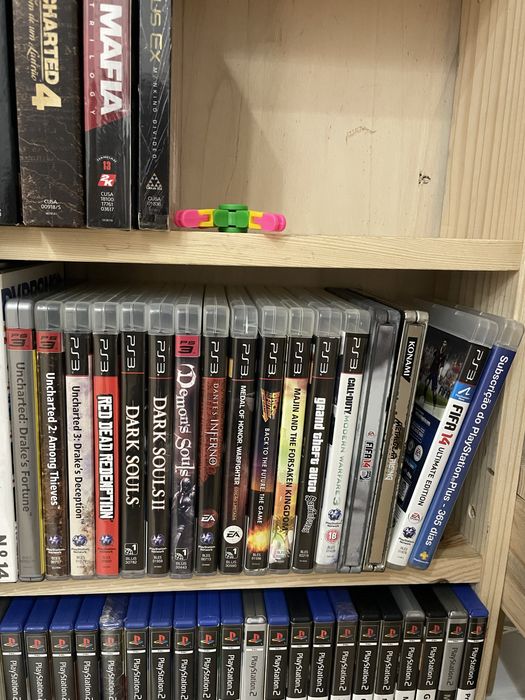 Vendo ps3 + jogos