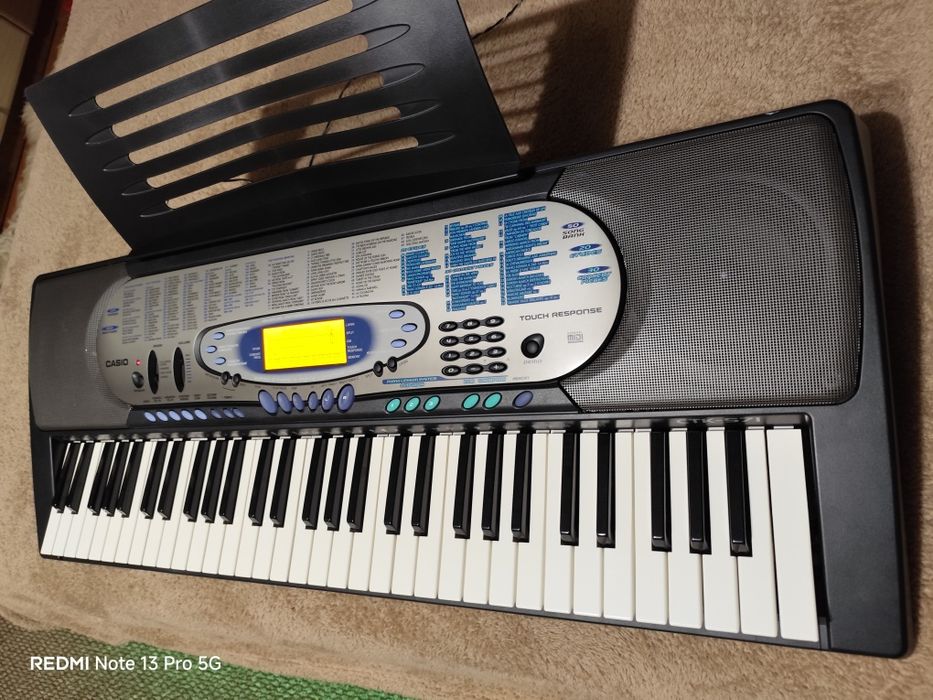 Синтезатор Casio CTK – 571 у гарному стані