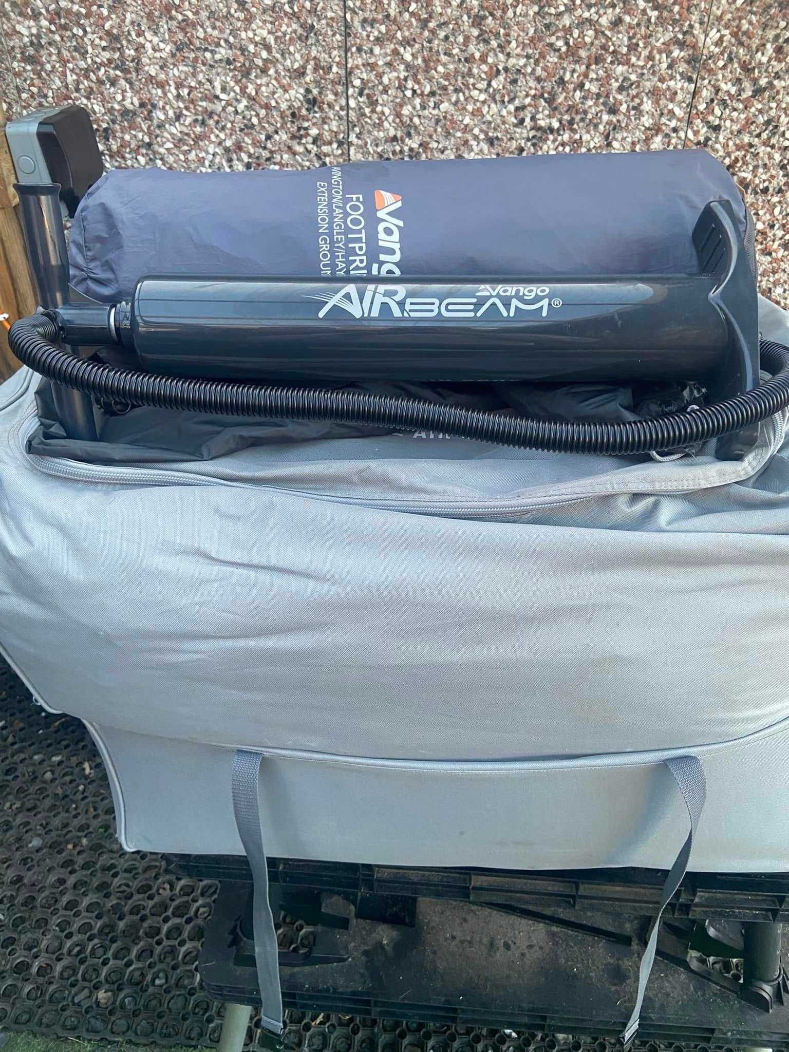 Tenda Insuflável 6.9m x 3,8  Vango Dovedale Air 550XL 6 pax