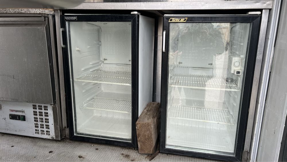 Продам фудтрак мерседес спринтер 2.2 дизель