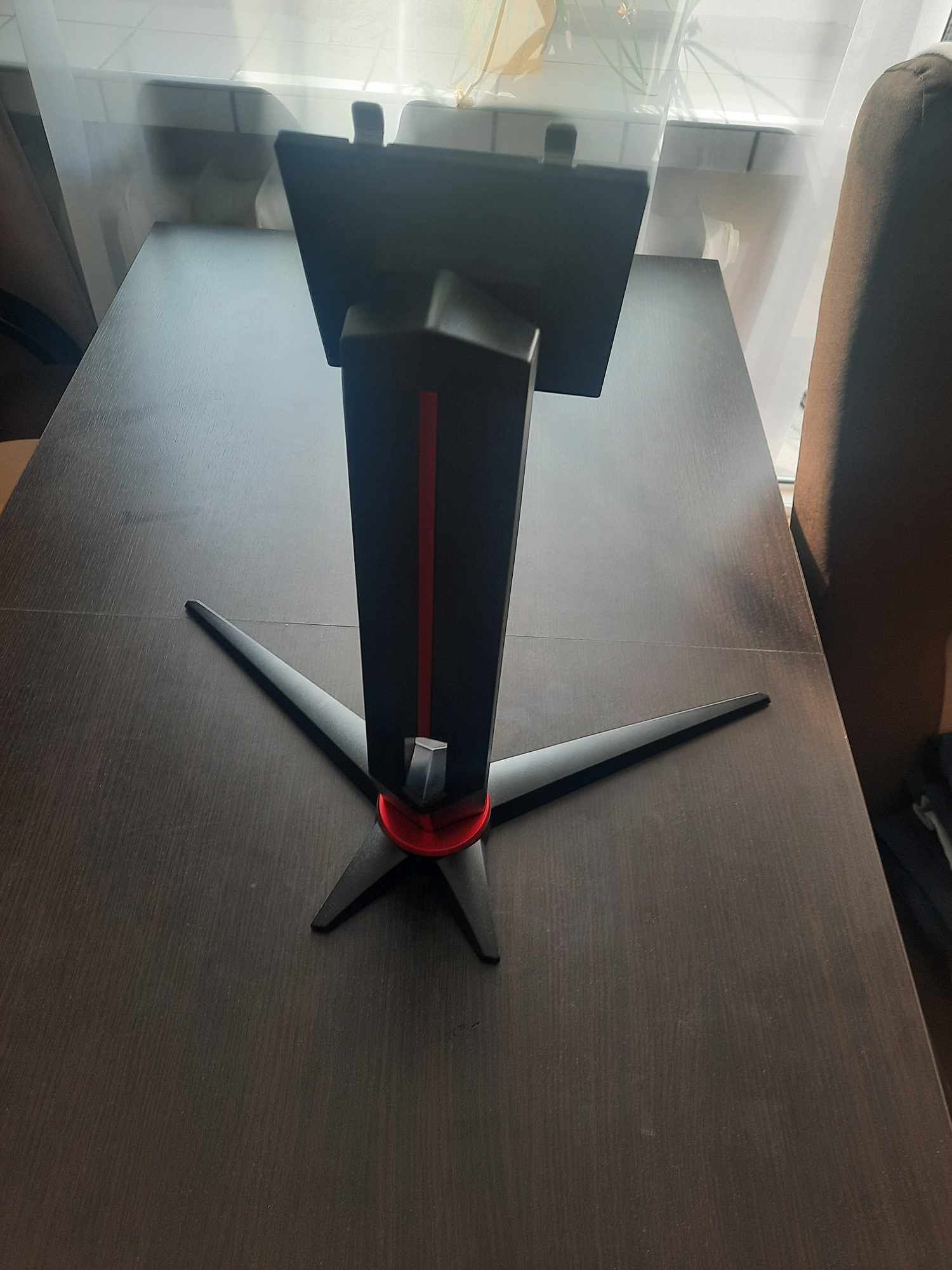 Stojak do monitora