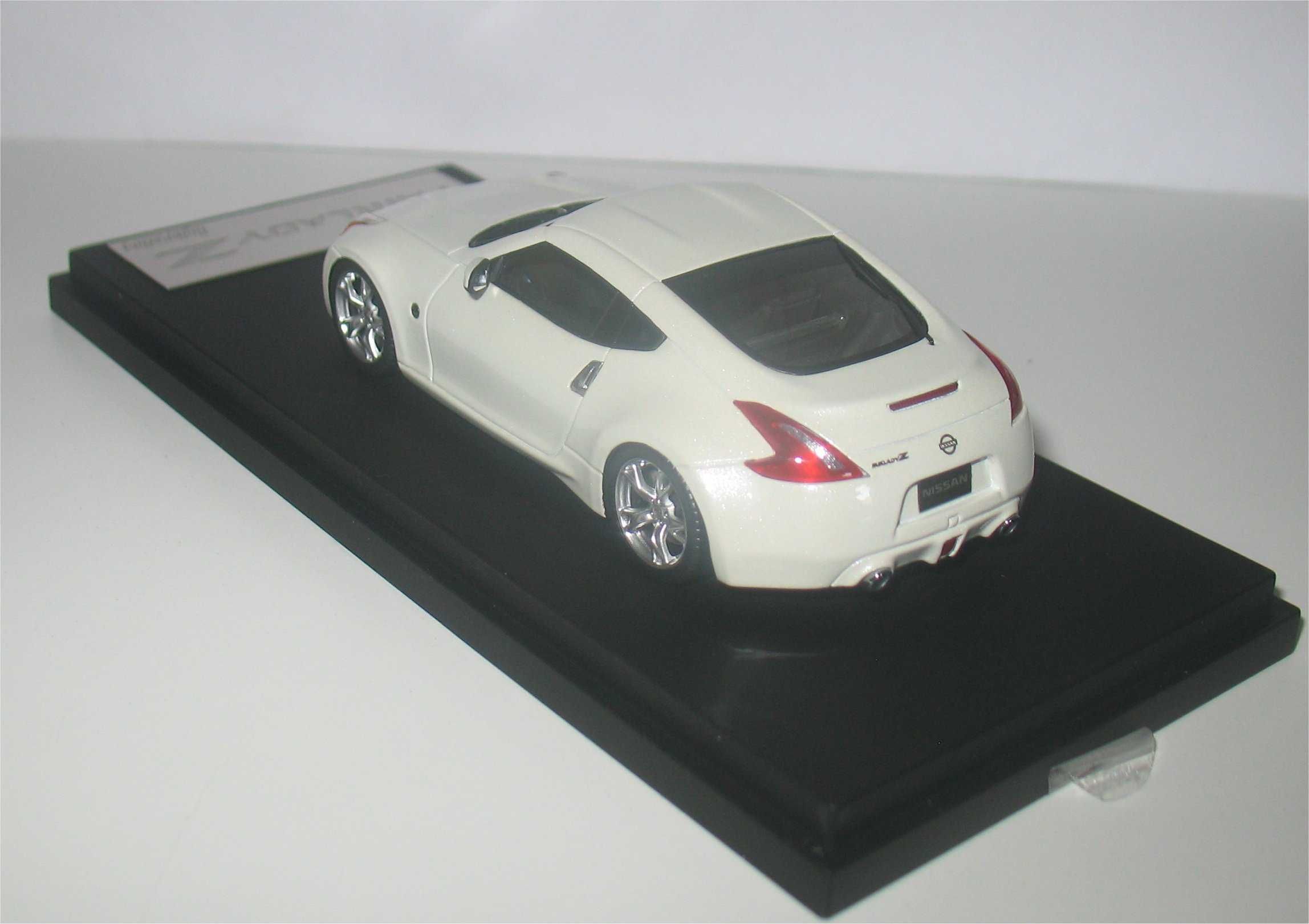 HPI - Nissan Fairlady Z (branco)