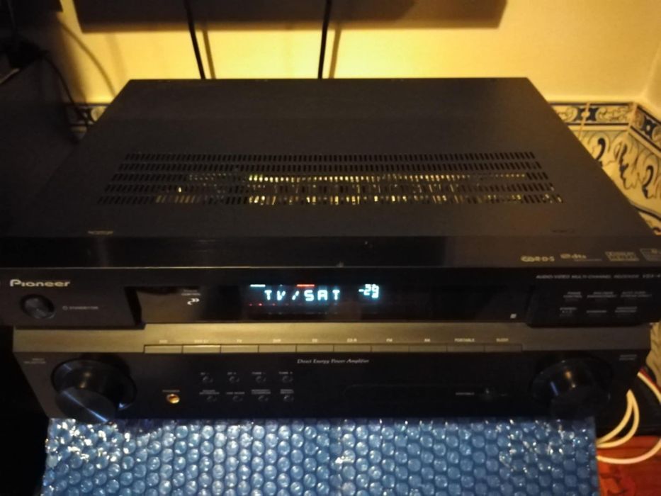 Pioneer 5.1 Amplifier with Radio, Model VSX 418 RDS64284278897409123