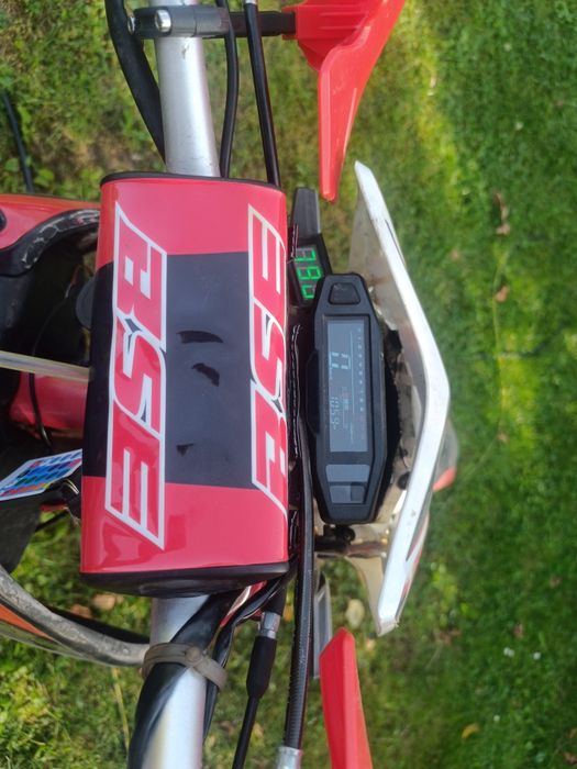 Срочно продам BSE j10, 250 куб, 26 л/с