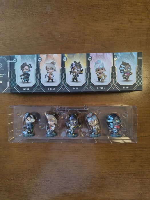 True Damage Team Minis League of Legends