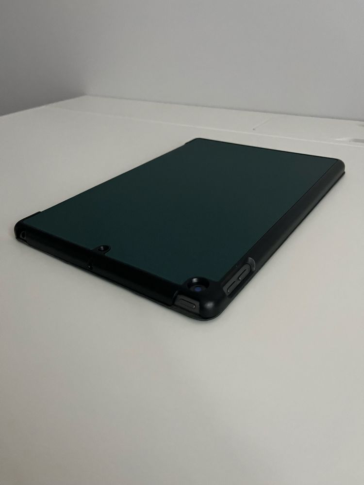Etui do ipada (8. generacji)