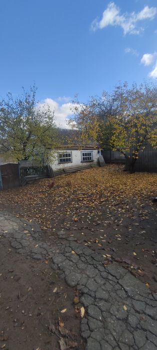 Будинок в селі Івашки Полтавського району.