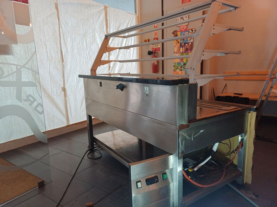 Vitrine expositora pastelaria