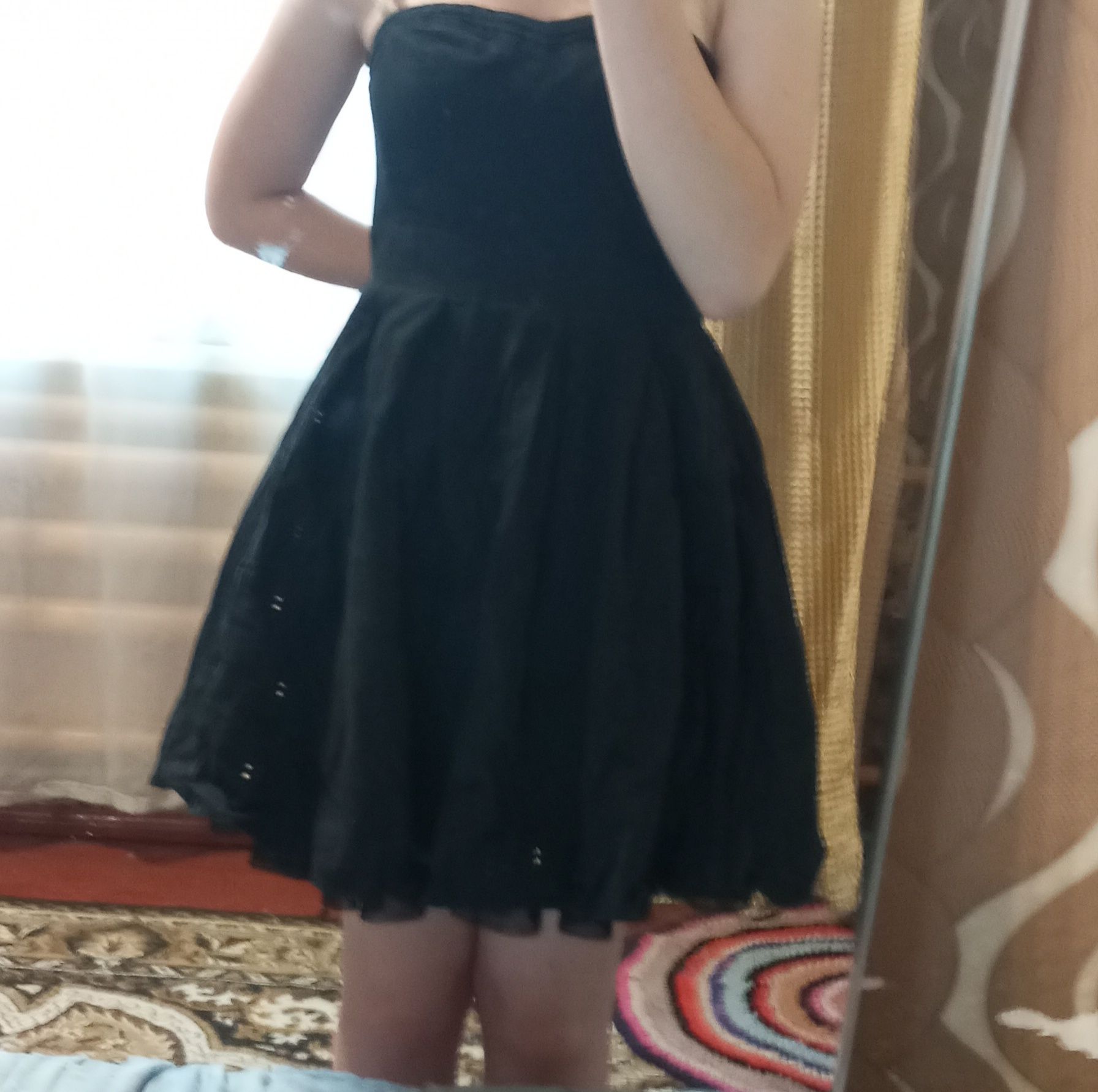Чорна сукня, можна на випуск