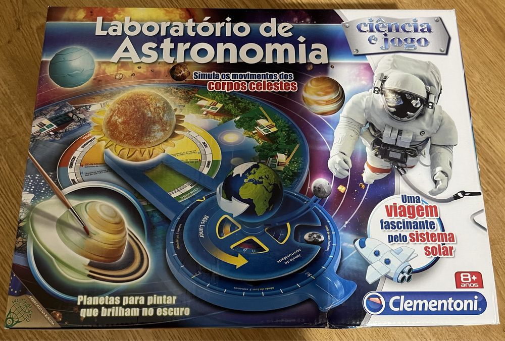 Jogo Laboratório de Astronomia da Clementoni