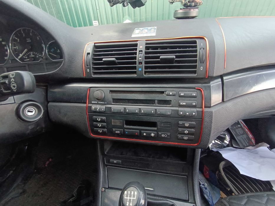 Салон БМВ Е46 Торпеда Пластик BMW E46 318 Карты Консоль