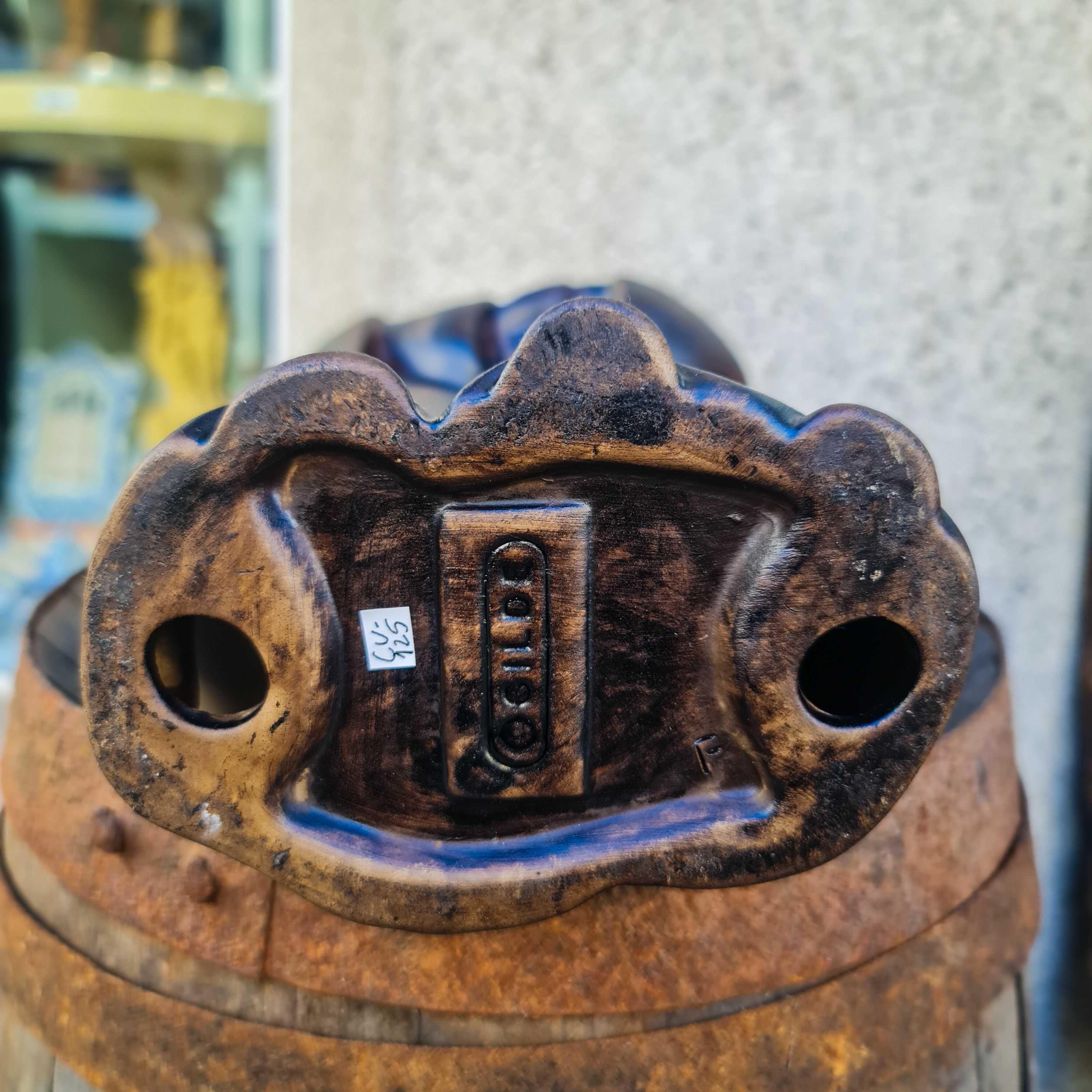 Estatueta Moderna Castanha Sagrada Família