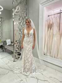 suknia ślubna Ida Torez Pollardi Group dopasowana kobieca obcisła 3638