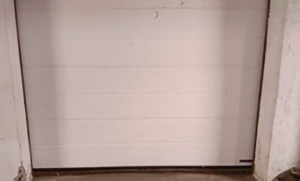 Brama garażowa  na pilot sprawna  zdemontowana