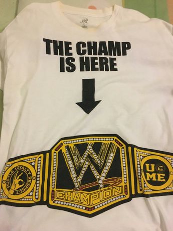 WWE T-shirt John Cena "The Champ Is Here"