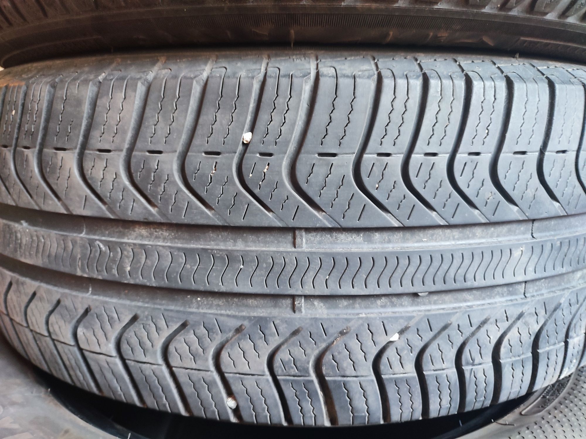 Opony całoroczne 225/55r17